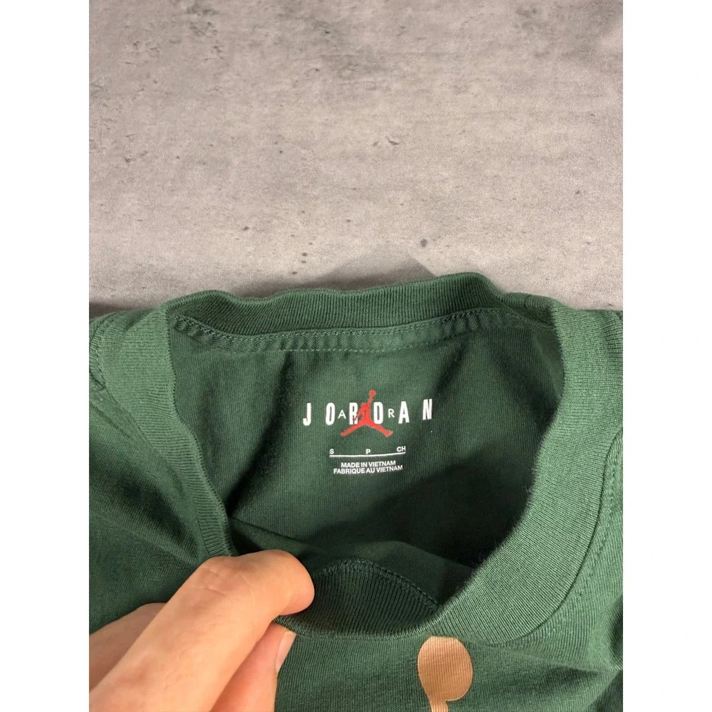 Jordan T-Shirt Mens Small Dark Green Jumpman Graphic Short Sleeve Tee Sportswear